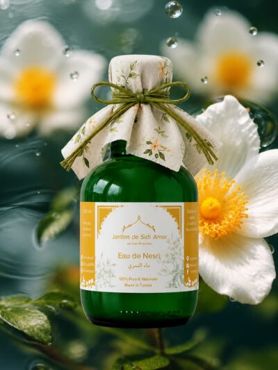 eau florale de nesri distillée aux jardins Sidi Amor